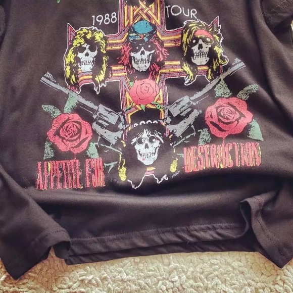 SOLD OUT Black Guns N Roses 1988 Tour Vtg Style Band Tee - Picture 4 of 4